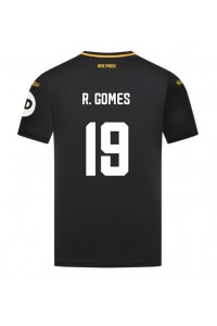 Wolves Rodrigo Gomes #19 Fotballdrakt Borte Klær 2024-25 Korte ermer